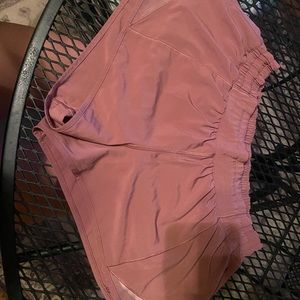 lululemon hotty hot 2.5